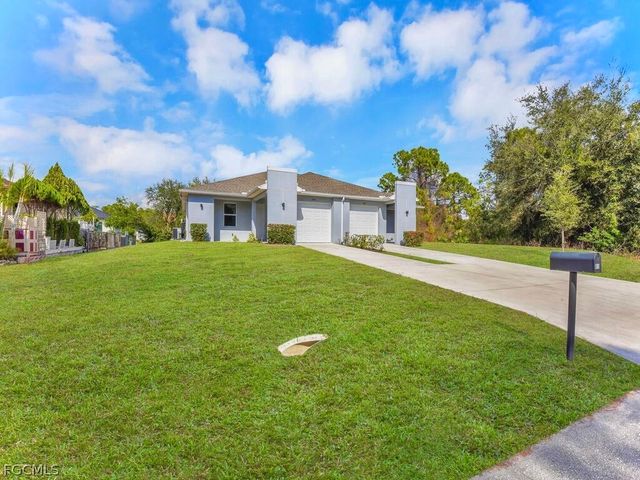 4654 26th ST SW, Lehigh Acres, FL 33973