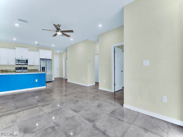 4654 26th ST SW, Lehigh Acres, FL 33973