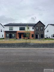 4925 N Beach Dr, Idaho Falls, ID 83401