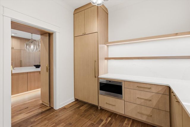 818 Brentview Dr, Nashville, TN 37220