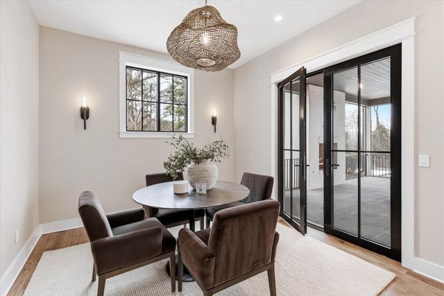 818 Brentview Dr, Nashville, TN 37220