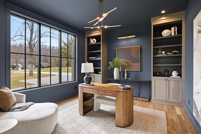 818 Brentview Dr, Nashville, TN 37220