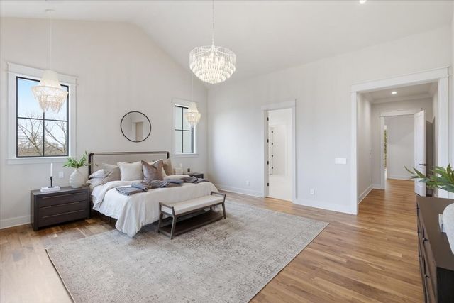 818 Brentview Dr, Nashville, TN 37220