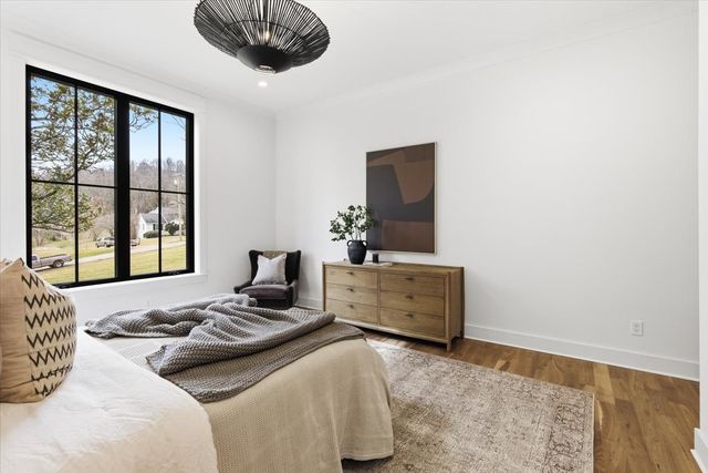 818 Brentview Dr, Nashville, TN 37220