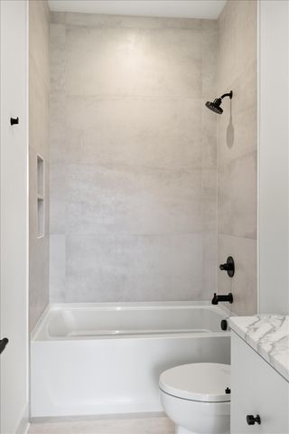 818 Brentview Dr, Nashville, TN 37220