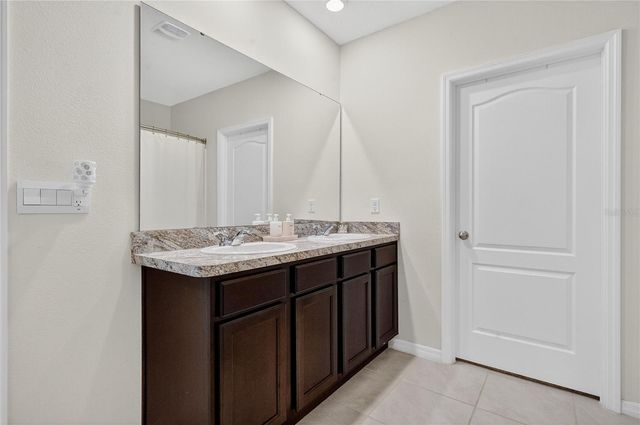 612 AUBURN GROVE TER, Auburndale, FL 33823