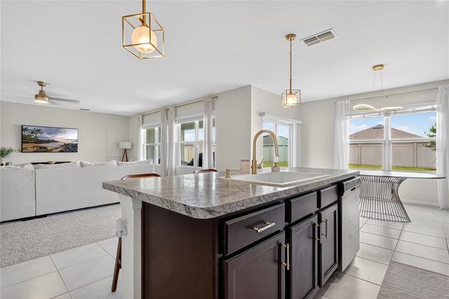 612 AUBURN GROVE TER, Auburndale, FL 33823