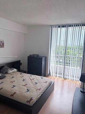 3300 NE 191st St 702, Aventura, FL 33180