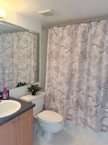 3300 NE 191st St 702, Aventura, FL 33180