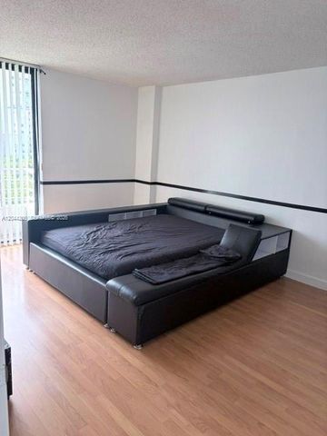 3300 NE 191st St 702, Aventura, FL 33180