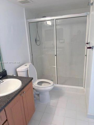 3300 NE 191st St 702, Aventura, FL 33180