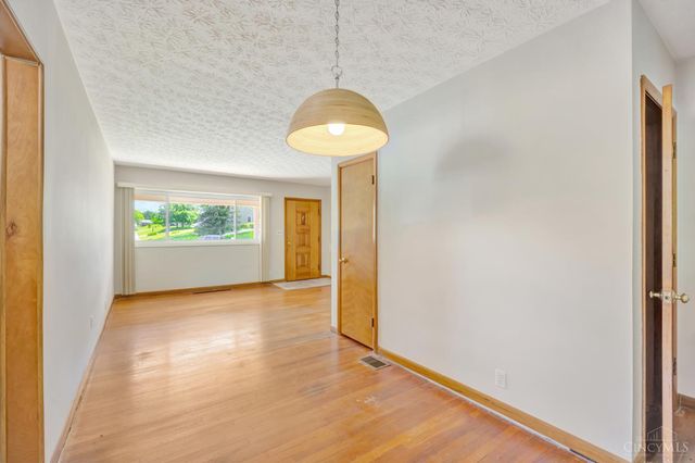 60 Beverly Court, Hamilton, OH 45013