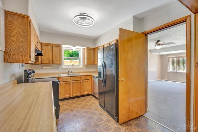 60 Beverly Court, Hamilton, OH 45013