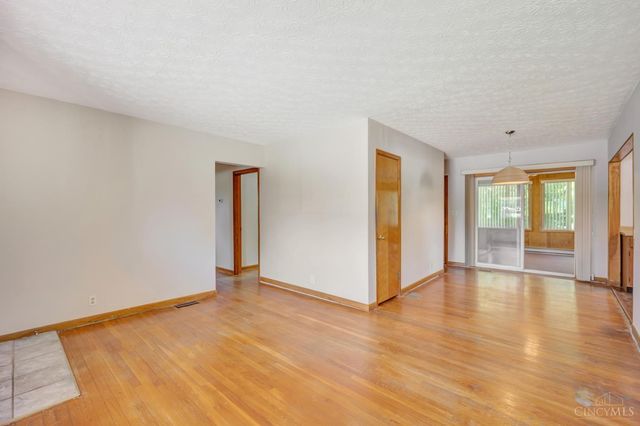 60 Beverly Court, Hamilton, OH 45013