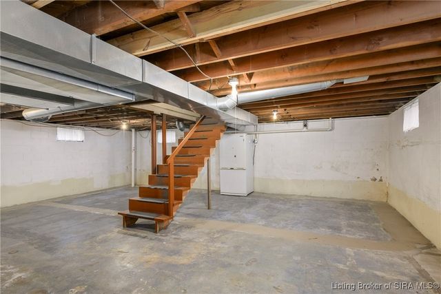 2231 E Oak Street, New Albany, IN 47150