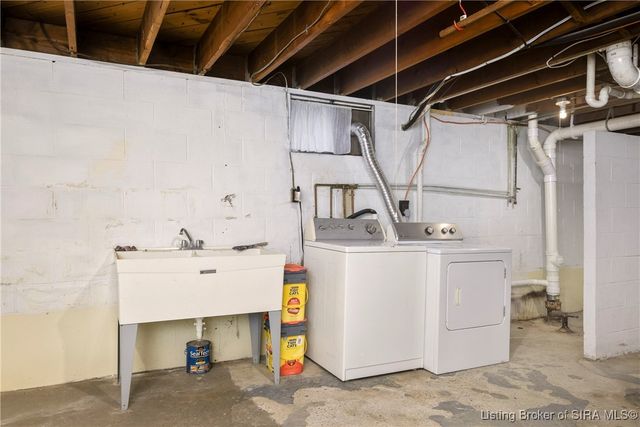 2231 E Oak Street, New Albany, IN 47150