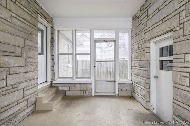 2231 E Oak Street, New Albany, IN 47150