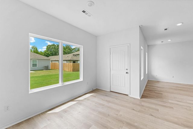 8205 Stacey Lane, North Little Rock, AR 72113