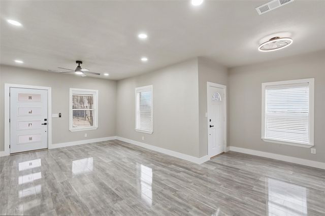 1914 Leath Street, Dallas, TX 75212