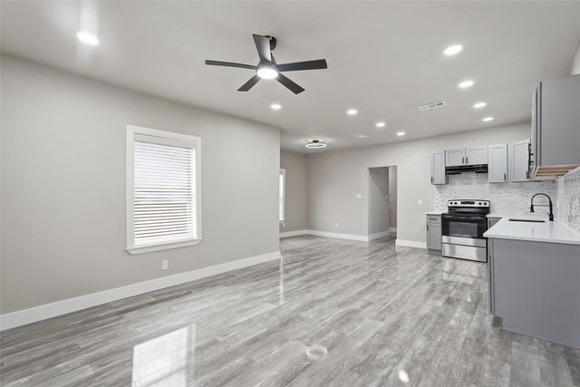 1914 Leath Street, Dallas, TX 75212