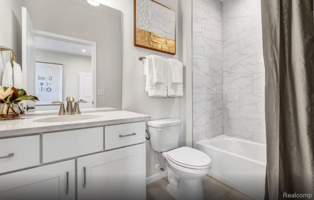 1554 Firefly Trail, Milford Charter Township, MI 48381