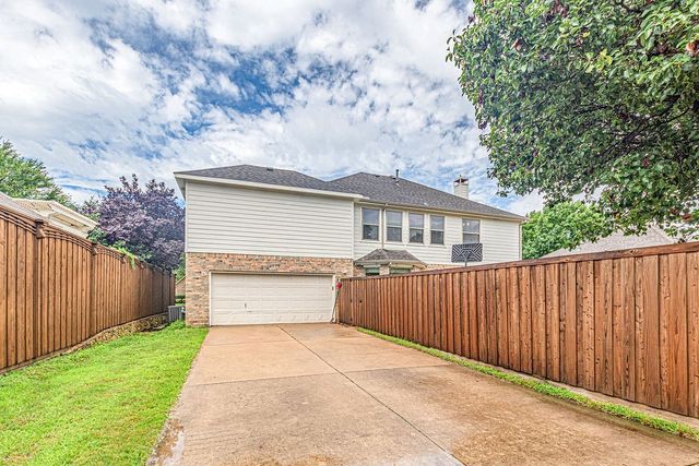 2070 Aberdeen Lane, Rockwall, TX 75087