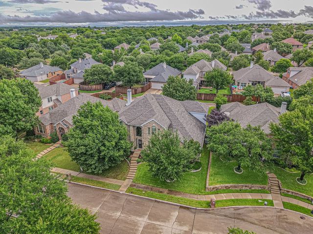 2070 Aberdeen Lane, Rockwall, TX 75087