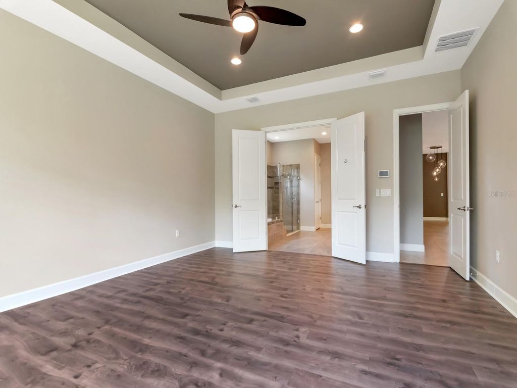 Image 22 of property listing at 20003 UMBRIA HILL DRIVE, Tampa, FL 33647