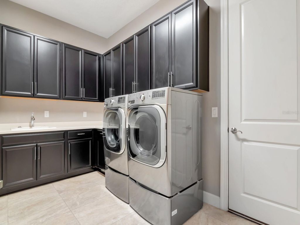 Image 31 of property listing at 20003 UMBRIA HILL DRIVE, Tampa, FL 33647