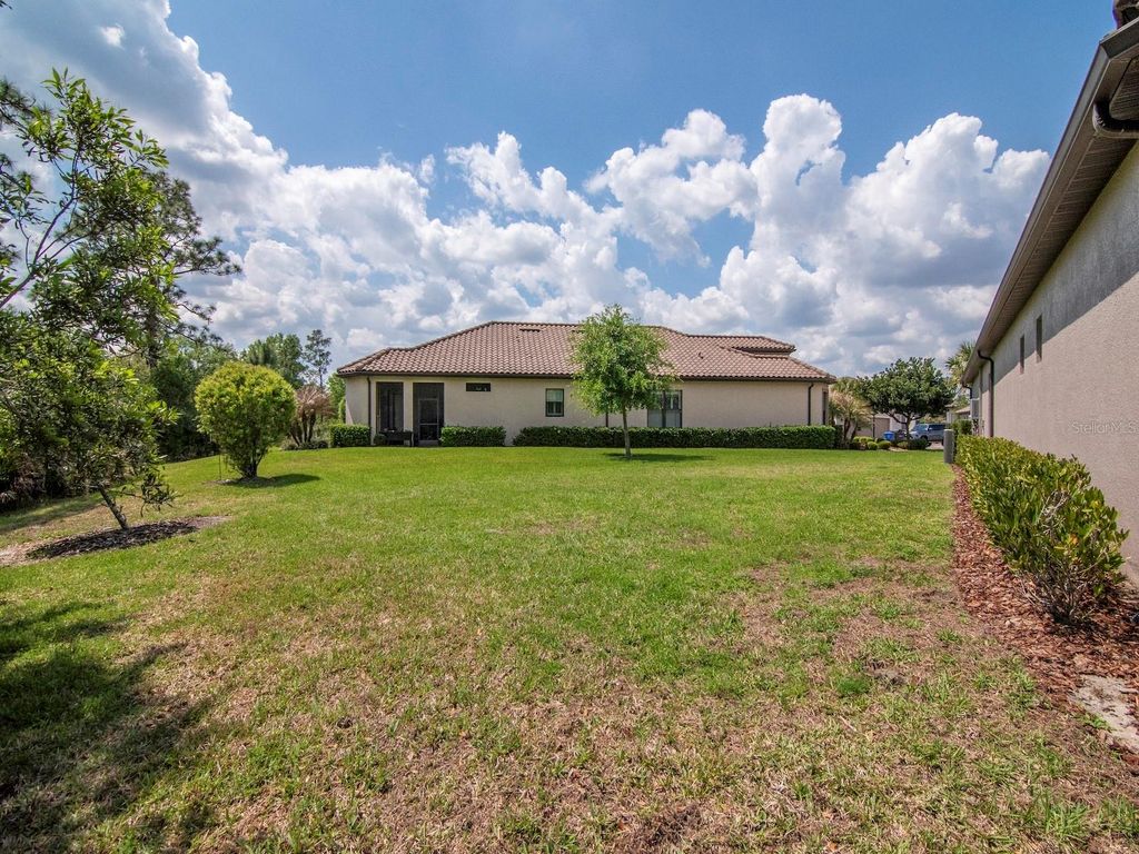 Image 46 of property listing at 20003 UMBRIA HILL DRIVE, Tampa, FL 33647