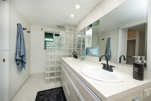 201 Van Buren St 101, Hollywood, FL 33019