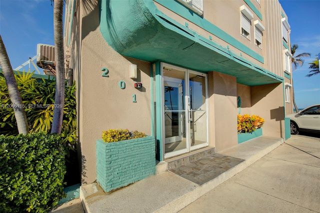 201 Van Buren St 101, Hollywood, FL 33019