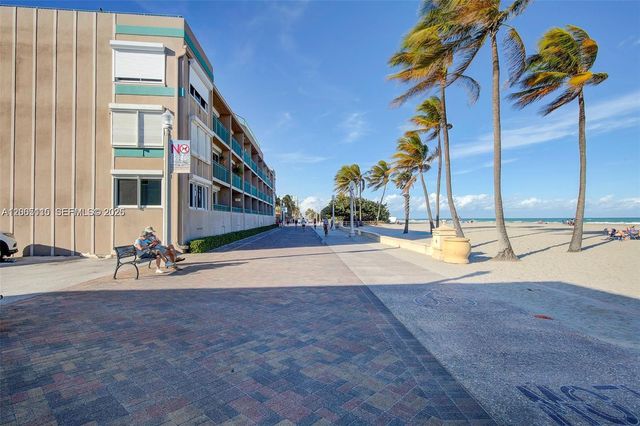 201 Van Buren St 101, Hollywood, FL 33019