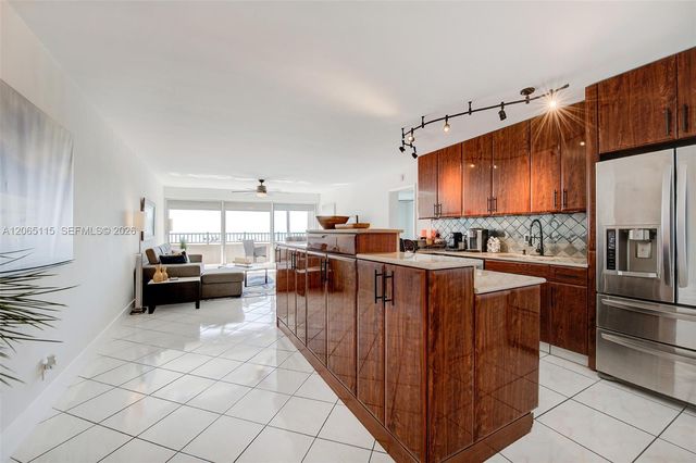 201 Van Buren St 101, Hollywood, FL 33019