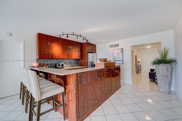 201 Van Buren St 101, Hollywood, FL 33019