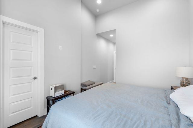 707 26th Ave N Apt 3, Nashville, TN 37208