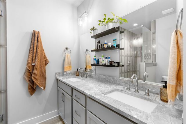 707 26th Ave N Apt 3, Nashville, TN 37208