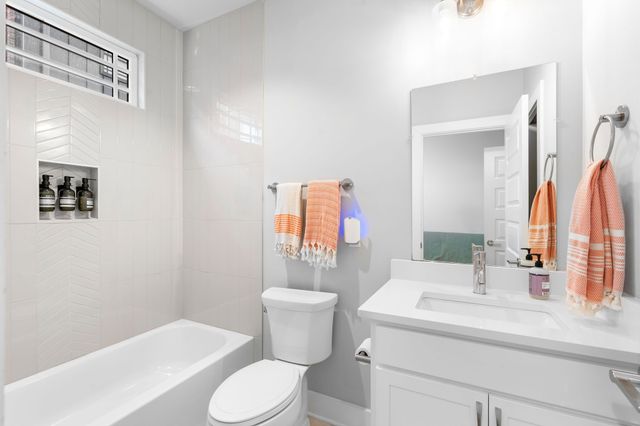 707 26th Ave N Apt 3, Nashville, TN 37208