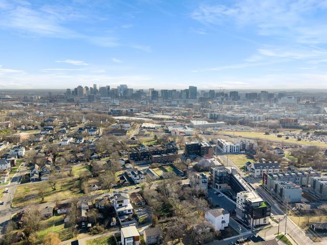 707 26th Ave N Apt 3, Nashville, TN 37208