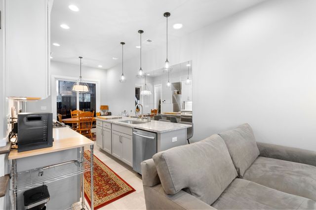 707 26th Ave N Apt 3, Nashville, TN 37208