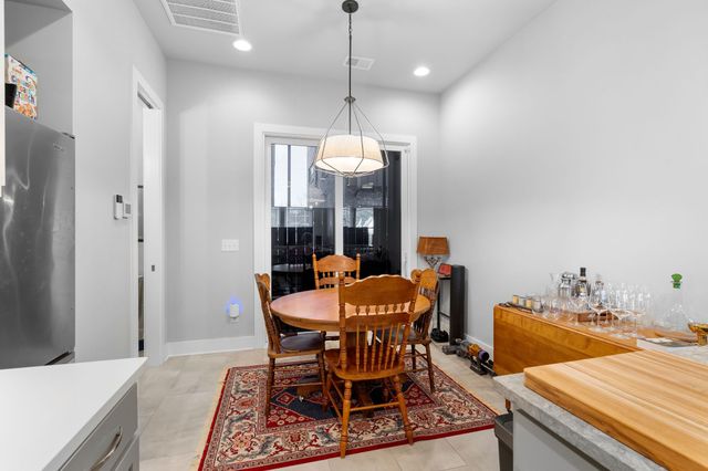 707 26th Ave N Apt 3, Nashville, TN 37208