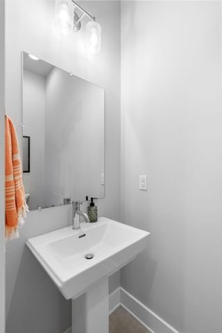 707 26th Ave N Apt 3, Nashville, TN 37208