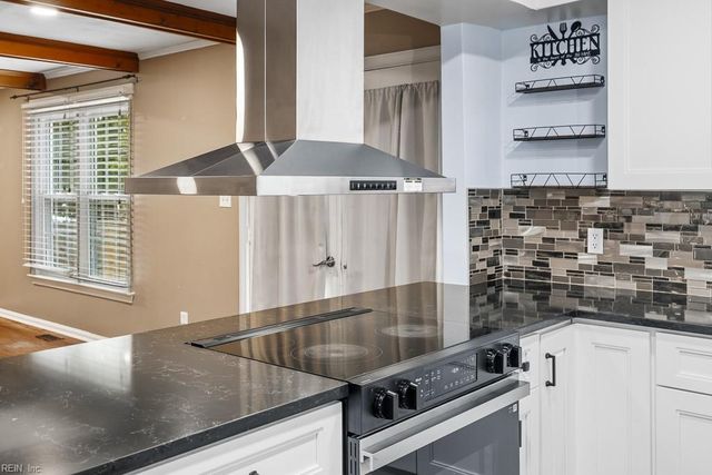 1400 Leominster CT, Virginia Beach, VA 23456