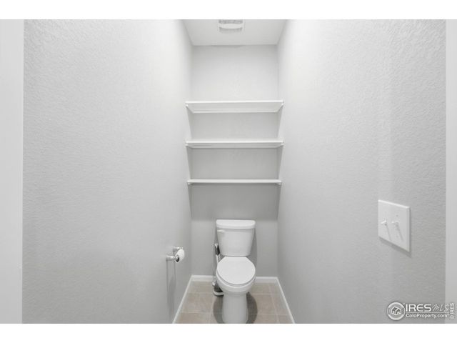 1572 Illingworth Dr, Windsor, CO 80550