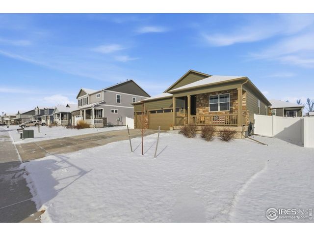 1572 Illingworth Dr, Windsor, CO 80550