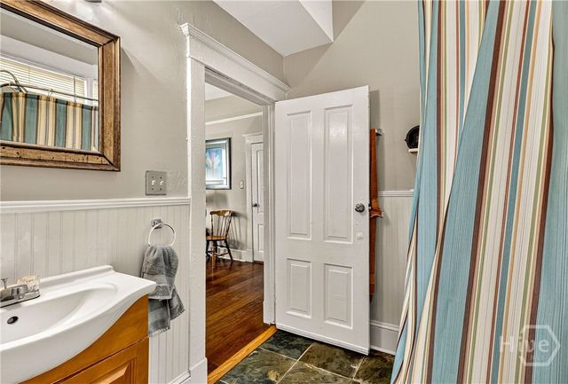 530 E 35th Street, Savannah, GA 31401