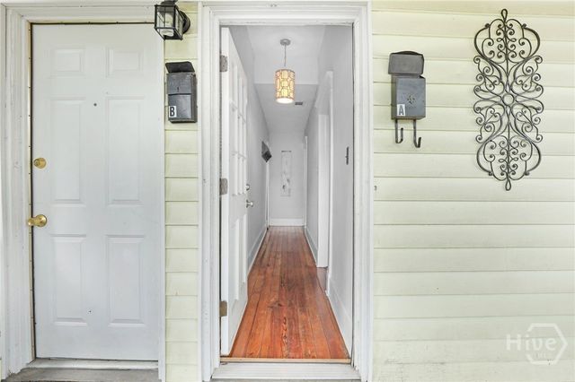 530 E 35th Street, Savannah, GA 31401