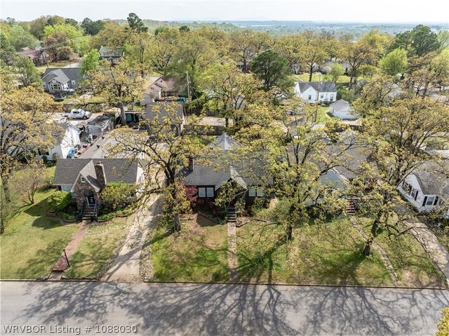 2216 S X Street, Fort Smith, AR 72901