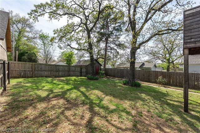 2216 S X Street, Fort Smith, AR 72901