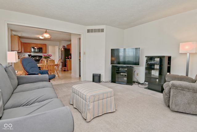 10720 Midnight Drive, Indianapolis, IN 46239